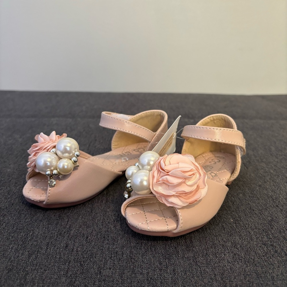 New GG Girl Sandals Size 10 Pink Beige Beads Flower Eden’s Closet Boutique